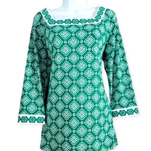 NWOT Magnolia Grace green medallion print square neck blouse Womens Medium